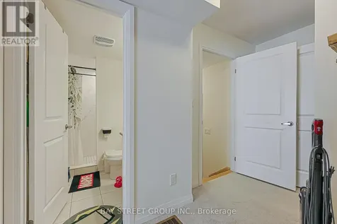 44 Seine Lane Richmond Hill ON L4S 0P9