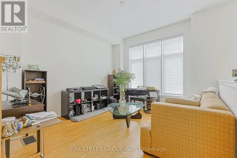 44 Seine Lane Richmond Hill ON L4S 0P9