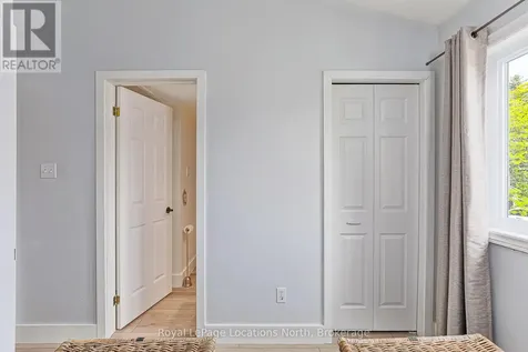 5 Harbour Street East Collingwood ON L9Y 5C5
