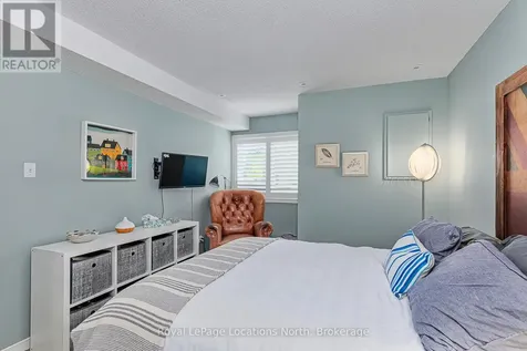 5 Harbour Street East Collingwood ON L9Y 5C5