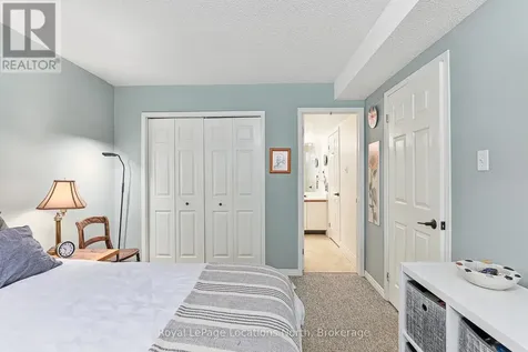 5 Harbour Street East Collingwood ON L9Y 5C5