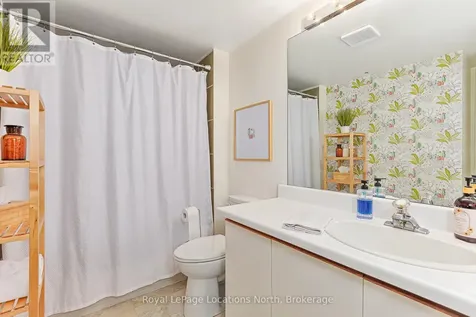 5 Harbour Street East Collingwood ON L9Y 5C5