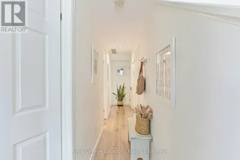 5 Harbour Street East Collingwood ON L9Y 5C5