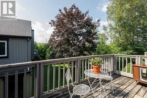 5 Harbour Street East Collingwood ON L9Y 5C5