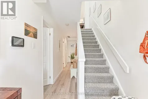 5 Harbour Street East Collingwood ON L9Y 5C5