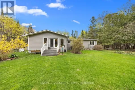 4841 Torbolton Ridge Ottawa ON K0A 3M0