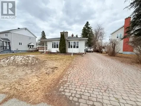 72 Dominion Avenue Kapuskasing ON P5N 1P4