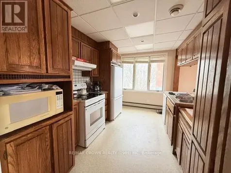 72 Dominion Avenue Kapuskasing ON P5N 1P4