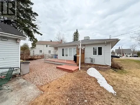 72 Dominion Avenue Kapuskasing ON P5N 1P4