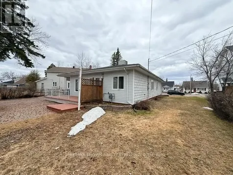 72 Dominion Avenue Kapuskasing ON P5N 1P4