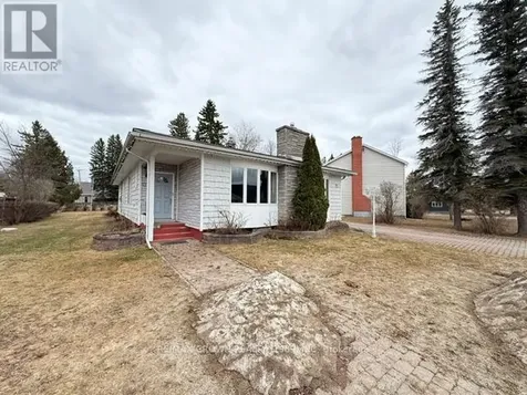 72 Dominion Avenue Kapuskasing ON P5N 1P4