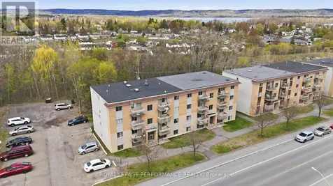 998 Cartier Boulevard Hawkesbury ON K6A 1W7