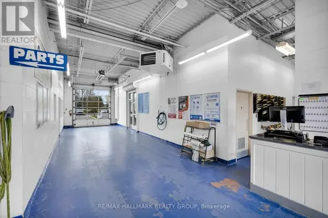 5791 Prince Of Wales Drive Ottawa ON K4M 1A5