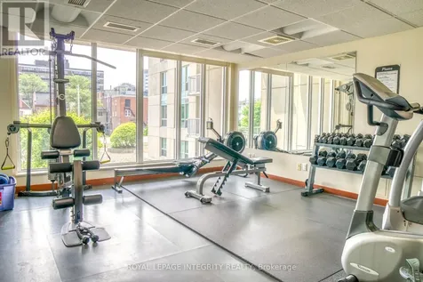 234 Rideau Street Ottawa ON K1N 0A9