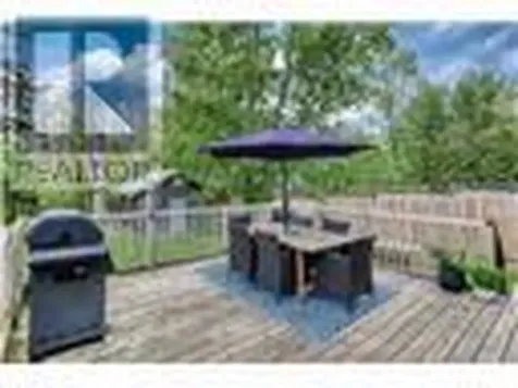 1539 Brock Road Hamilton ON L9H 5E4