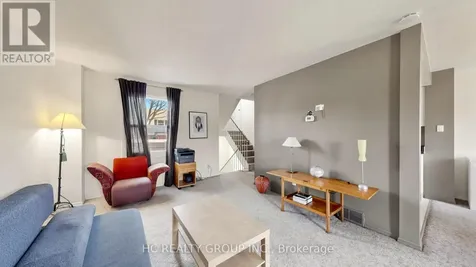 433 Keats Way Waterloo ON N2L 5S7