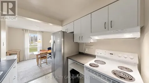433 Keats Way Waterloo ON N2L 5S7