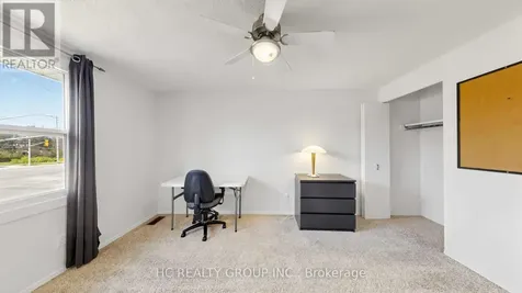 433 Keats Way Waterloo ON N2L 5S7