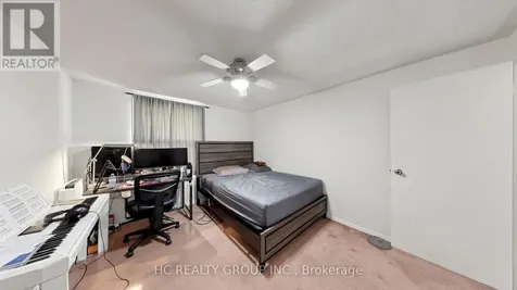 433 Keats Way Waterloo ON N2L 5S7