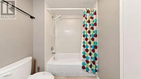 433 Keats Way Waterloo ON N2L 5S7