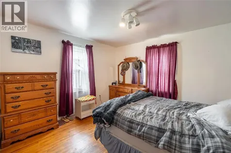 826 Lynwood Avenue Sarnia ON N7T 7A4