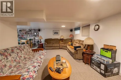 826 Lynwood Avenue Sarnia ON N7T 7A4