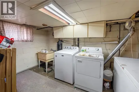 826 Lynwood Avenue Sarnia ON N7T 7A4