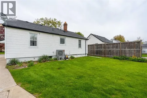 826 Lynwood Avenue Sarnia ON N7T 7A4