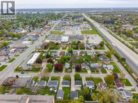 826 Lynwood Avenue Sarnia ON N7T 7A4