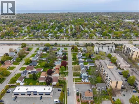 826 Lynwood Avenue Sarnia ON N7T 7A4