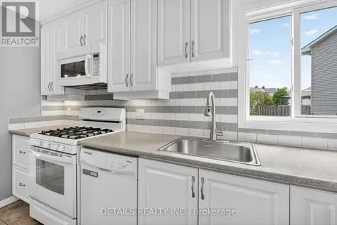 23 Clifford Private Ottawa ON K1G 4Y8