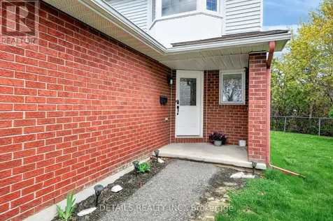23 Clifford Private Ottawa ON K1G 4Y8