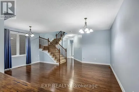 635 Moorpark Avenue Ottawa ON K2M 0H8