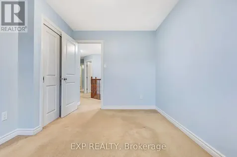635 Moorpark Avenue Ottawa ON K2M 0H8