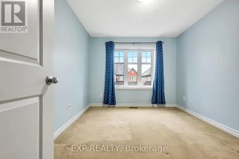 635 Moorpark Avenue Ottawa ON K2M 0H8