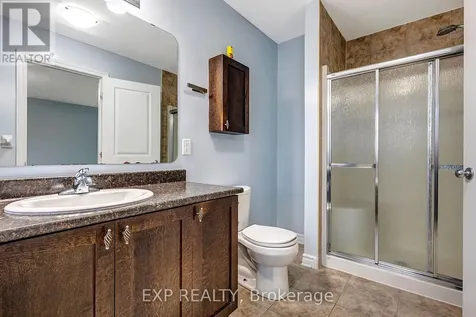 635 Moorpark Avenue Ottawa ON K2M 0H8