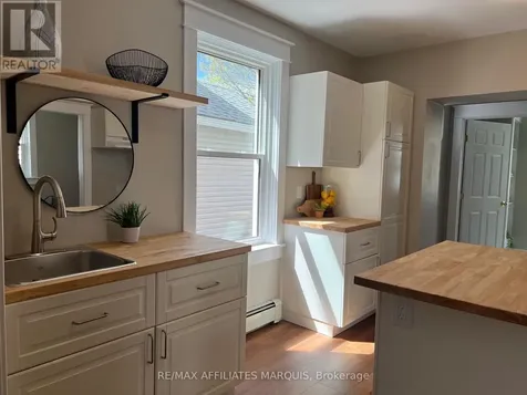 58 William Street West Smiths Falls ON K7A 1N3