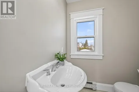58 William Street West Smiths Falls ON K7A 1N3