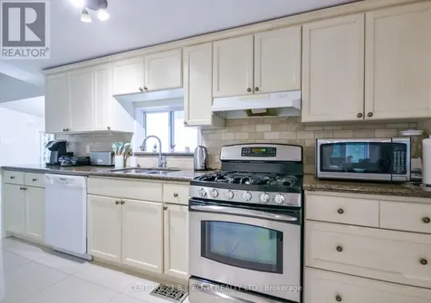 991 Shore Lane Wasaga Beach ON L9Z 2B4