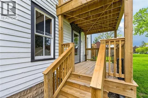 35 Ottawa Street South Cayuga ON N0A 1E0