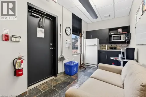 14 Duke Street Hamilton ON L8P 1X1