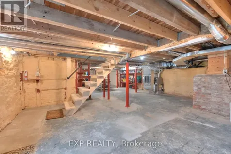 2027 Victoria Street Howick ON N0G 1X0