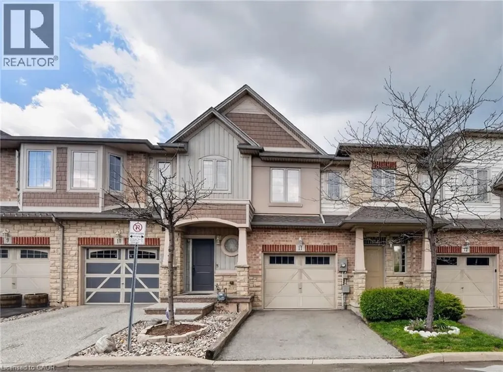 8 Lakelawn Road Grimsby ON L3M 0G1