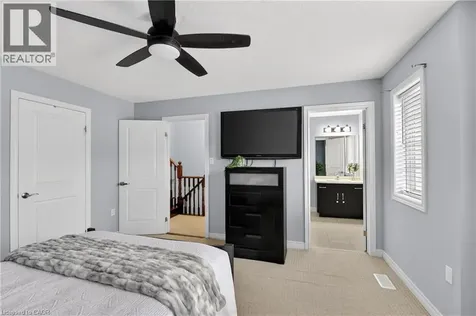 8 Lakelawn Road Grimsby ON L3M 0G1