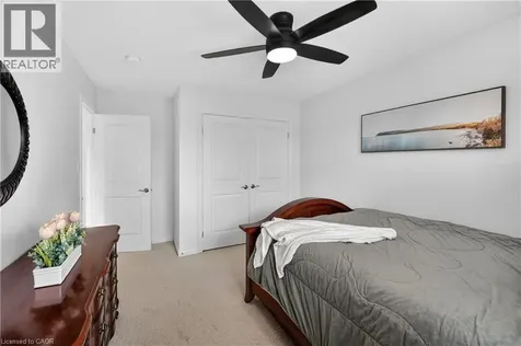 8 Lakelawn Road Grimsby ON L3M 0G1
