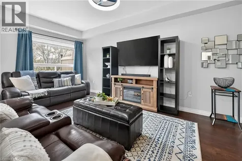 8 Lakelawn Road Grimsby ON L3M 0G1