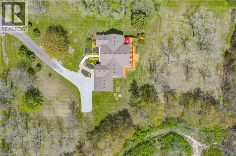 720 Mountain Brow Road West Burlington ON L7P 5A3