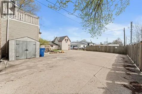 582 Notre Dame - Main Belle River ON N0R 1A0