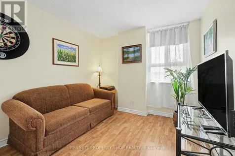 2000 Jasmine Crescent Ottawa ON K1J 8K4