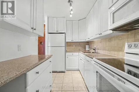 2000 Jasmine Crescent Ottawa ON K1J 8K4